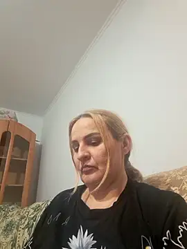 Malichkaanna30 online show from February 6, 2026, 5:38 pm