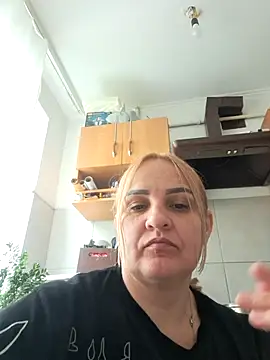 Malichkaanna30 online show from April 12, 2026, 8:52 am