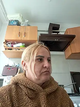 Malichkaanna30 online show from April 19, 2026, 10:25 am