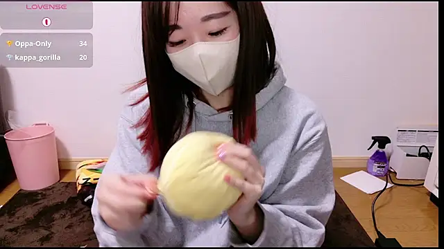 Rio chan  online show from March 14, 2026, 12:32 pm