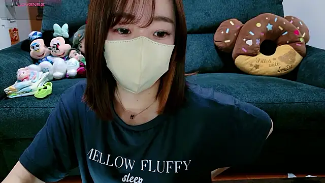 Rio chan  online show from May 21, 2026, 12:01 pm