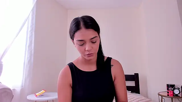 Snapshot of evely_coelloo chatting on March 6, 2025, 6:16 pm evely coelloo online show from March 6, 2025, 6:16 pm