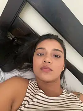 Snapshot of evely_coelloo chatting on March 13, 2025, 10:21 pm evely coelloo online show from March 13, 2025, 10:21 pm