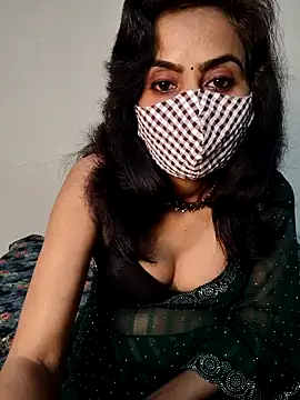 Snapshot of Raat_ki_rani_ chatting on February 25, 2025, 4:42 pm Raat ki rani  online show from February 25, 2025, 4:42 pm