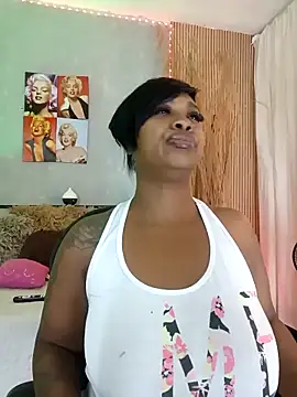 nahiarapalmer19 online show from April 1, 2026, 10:07 pm