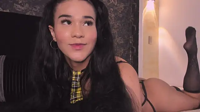 Snapshot of Isa_Little_Star chatting on March 6, 2025, 3:56 pm Isa Little Star online show from March 6, 2025, 3:56 pm