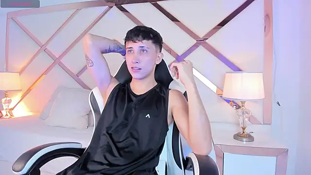 Snapshot of rome_hard chatting on January 19, 2026, 12:42 pm rome hard online show from January 19, 2026, 12:42 pm