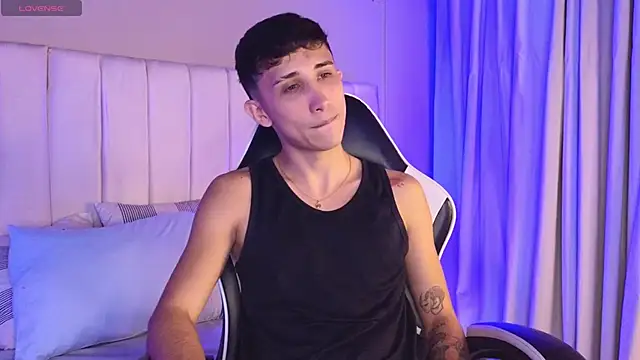 Snapshot of rome_hard chatting on February 25, 2026, 7:34 pm rome hard online show from February 25, 2026, 7:34 pm