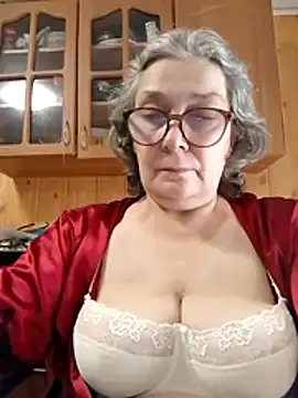 IrinaSweet54 online show from July 17, 2026, 10:22 am