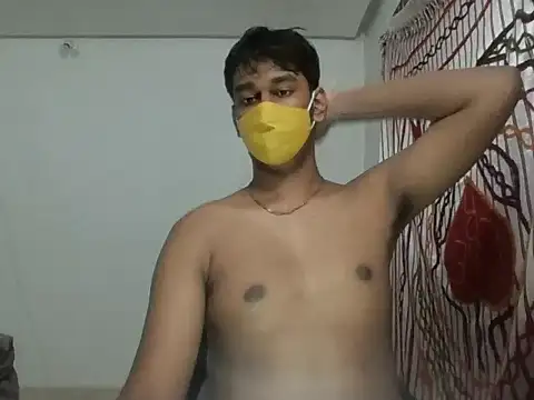 brownguy1234 online show from December 4, 2024, 4:16 pm