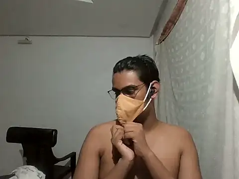 brownguy1234 online show from February 4, 2025, 1:48 pm