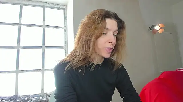 Snapshot of YourSuperModel chatting on March 7, 2025, 6:24 am YourSuperModel online show from March 7, 2025, 6:24 am