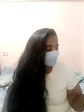 Snapshot of DIZZLING_DIVA chatting on December 20, 2024, 8:01 pm DIZZLING DIVA online show from December 20, 2024, 8:01 pm