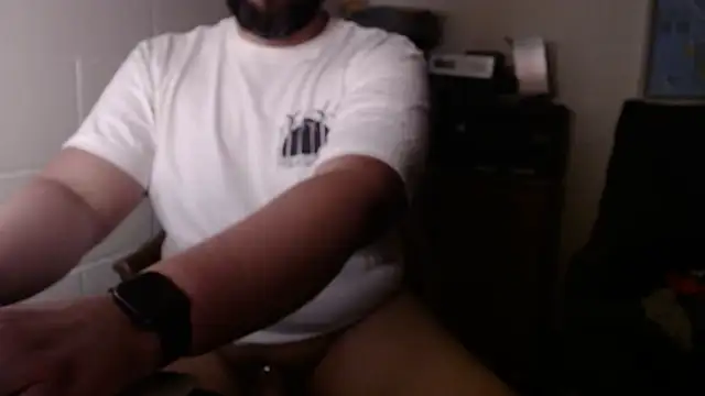 ThongerBBro online show from June 9, 2026, 7:53 am