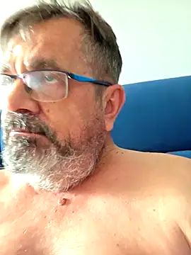 axecoman60 online show from March 15, 2026, 11:05 am