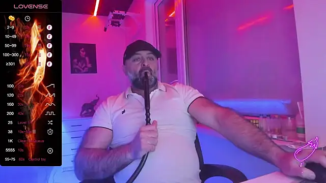 MAGABEAR077 online show from February 1, 2026, 9:35 pm