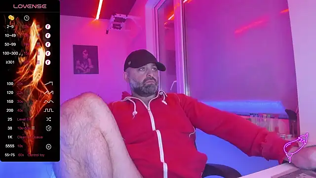 MAGABEAR077 online show from February 10, 2026, 8:24 pm