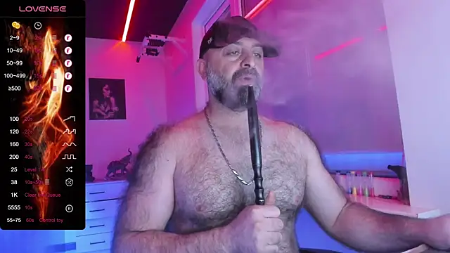 Snapshot of MAGABEAR077 chatting on June 4, 2026, 8:53 am MAGABEAR077 online show from June 4, 2026, 8:53 am