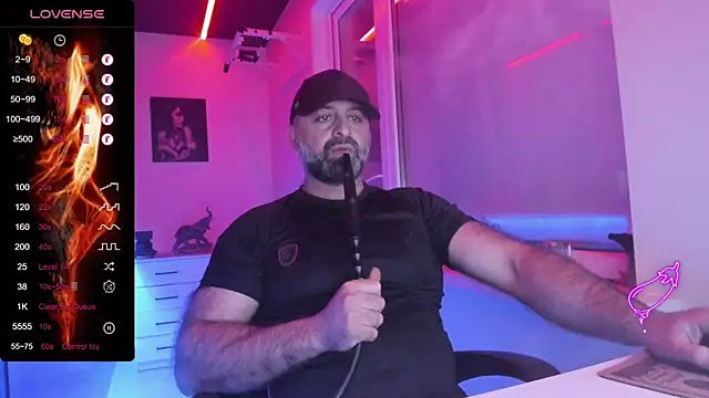 Snapshot of MAGABEAR077 chatting on June 23, 2026, 8:51 pm MAGABEAR077 online show from June 23, 2026, 8:51 pm