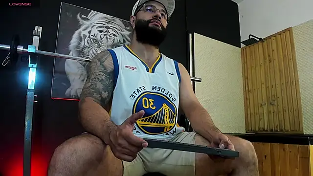 Luke  09 online show from December 20, 2025, 11:39 am