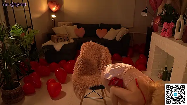 Heidi11 online show from February 15, 2026, 5:20 pm