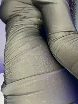 Lola King online show from March 27, 2026, 3:23 am