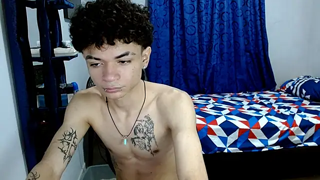 Snapshot of Lovebeng_ chatting on February 12, 2025, 3:40 am Lovebeng online show from February 12, 2025, 3:40 am