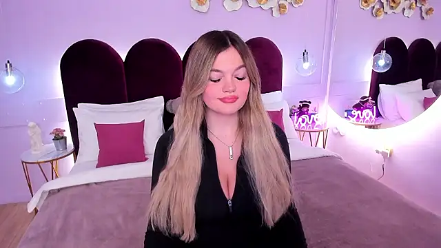 ZaraBloom online show from February 27, 2026, 5:02 pm