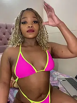 Snapshot of ItsLeyaa chatting on December 22, 2024, 10:15 pm ItsLeyaa online show from December 22, 2024, 10:15 pm