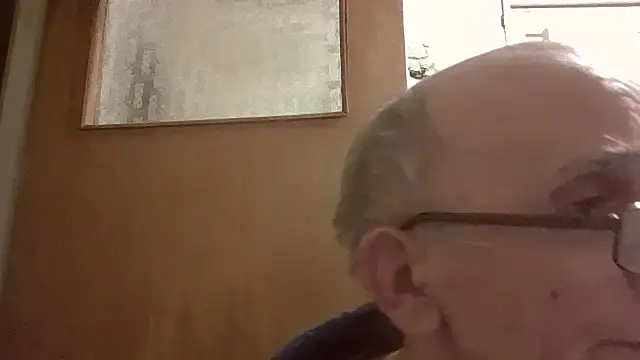 mariusica1xh online show from February 10, 2026, 11:31 pm