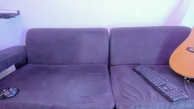 Henrikk senn online show from April 6, 2026, 3:48 am