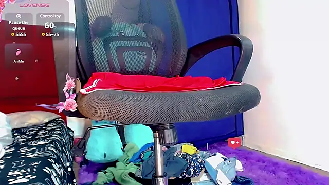 nicol gill  online show from January 27, 2025, 11:11 am