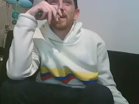 Snapshot of PocoLoco420 chatting on April 17, 2026, 11:52 pm PocoLoco420 online show from April 17, 2026, 11:52 pm