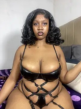 Snapshot of Candy_Love_18 chatting on July 11, 2026, 1:03 pm Candy Love 18 online show from July 11, 2026, 1:03 pm