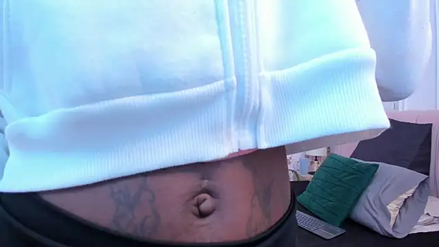 amber-hill online show from April 14, 2026, 11:38 am