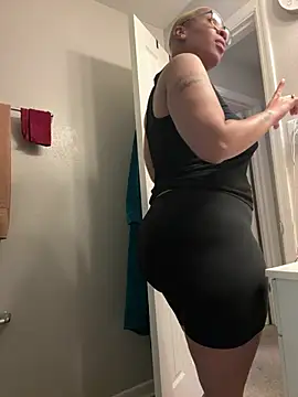 SexyHoneyRedd online show from June 22, 2026, 8:44 am