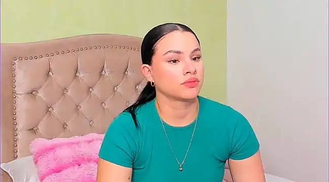 Luciluu20 online show from March 1, 2025, 8:10 pm