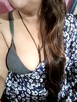 Snapshot of Beautyy38 chatting on May 1, 2026, 3:00 am Beautyy38 online show from May 1, 2026, 3:00 am