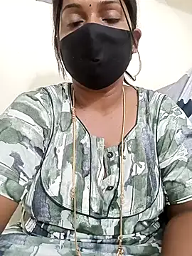 Snapshot of Renuma chatting on February 21, 2025, 6:15 pm Renuma online show from February 21, 2025, 6:15 pm