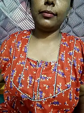 Snapshot of Renuma chatting on September 23, 2025, 3:42 am Renuma online show from September 23, 2025, 3:42 am