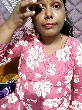 Snapshot of Renuma chatting on October 7, 2025, 3:36 am Renuma online show from October 7, 2025, 3:36 am