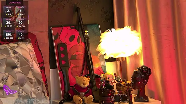 Snapshot of ZoeMesmerize chatting on March 4, 2026, 5:46 am ZoeMesmerize online show from March 4, 2026, 5:46 am