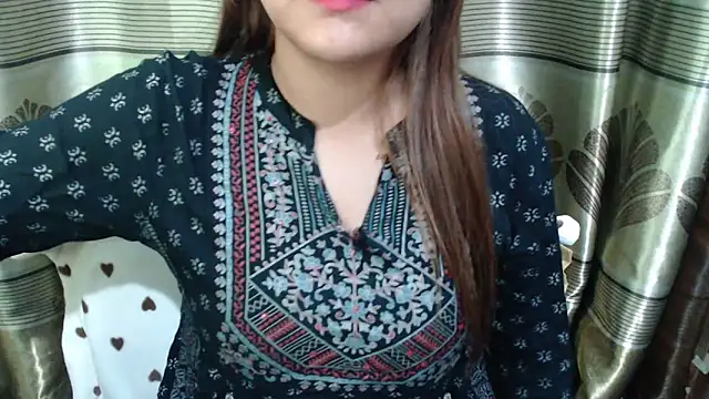 queen angelina online show from March 12, 2026, 1:12 am