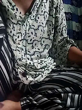 Snapshot of Wifesuman40 chatting on July 6, 2026, 3:47 pm Wifesuman40 online show from July 6, 2026, 3:47 pm