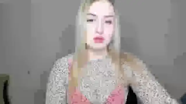 Snapshot of KennaJamess8 chatting on March 6, 2025, 4:07 pm KennaJamess8 online show from March 6, 2025, 4:07 pm