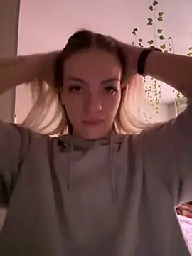 -Sexy Barbie- online show from March 2, 2025, 10:45 am