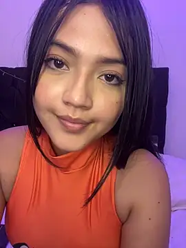 alisson carolina73 online show from December 29, 2024, 11:18 pm