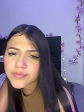 alisson carolina73 online show from January 25, 2025, 4:02 am