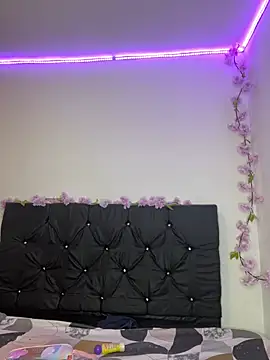 alisson carolina73 online show from March 7, 2025, 3:19 am