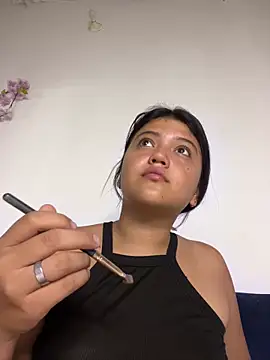 Snapshot of alisson_carolina73 chatting on May 29, 2026, 1:03 am alisson carolina73 online show from May 29, 2026, 1:03 am